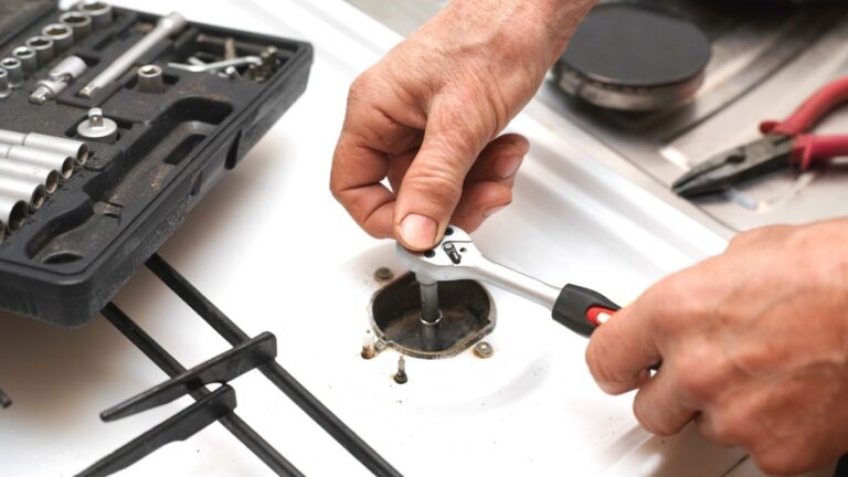 electric stove repair service in Dubai